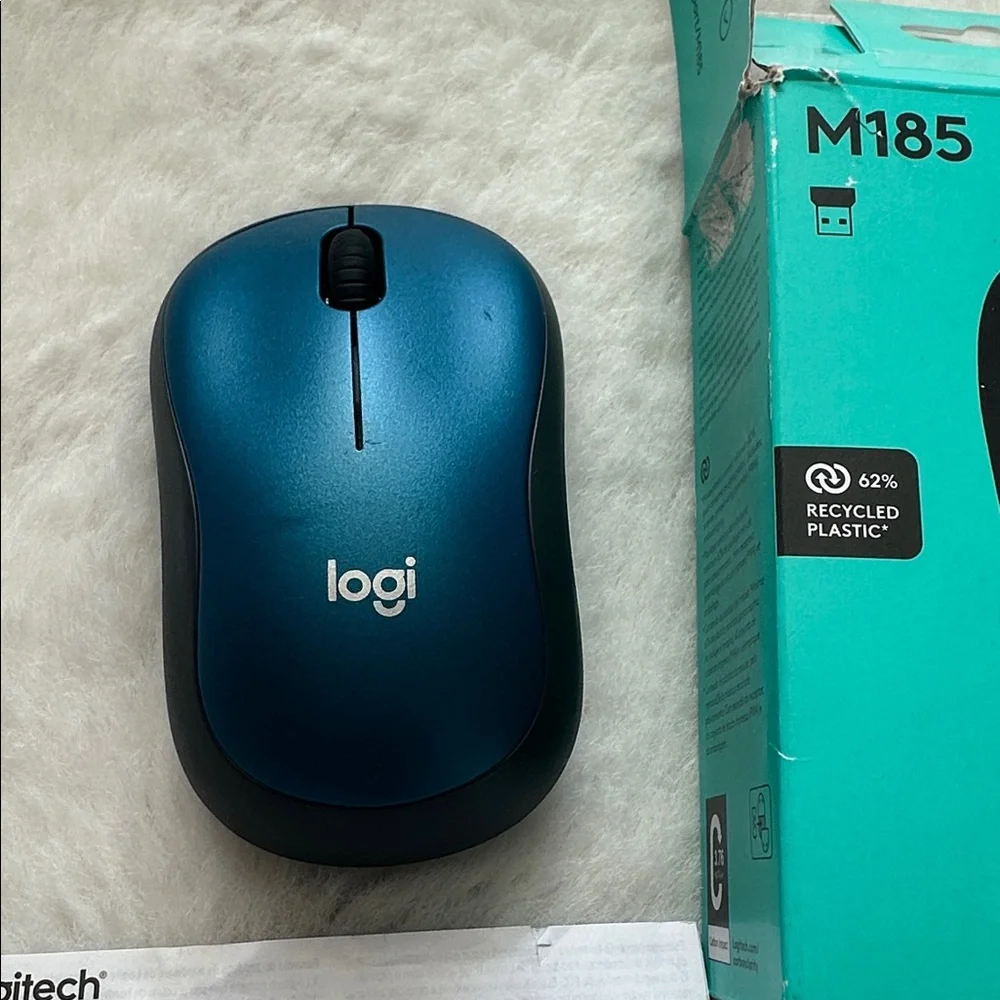 Logitech Teal and Black Wireless Mouse